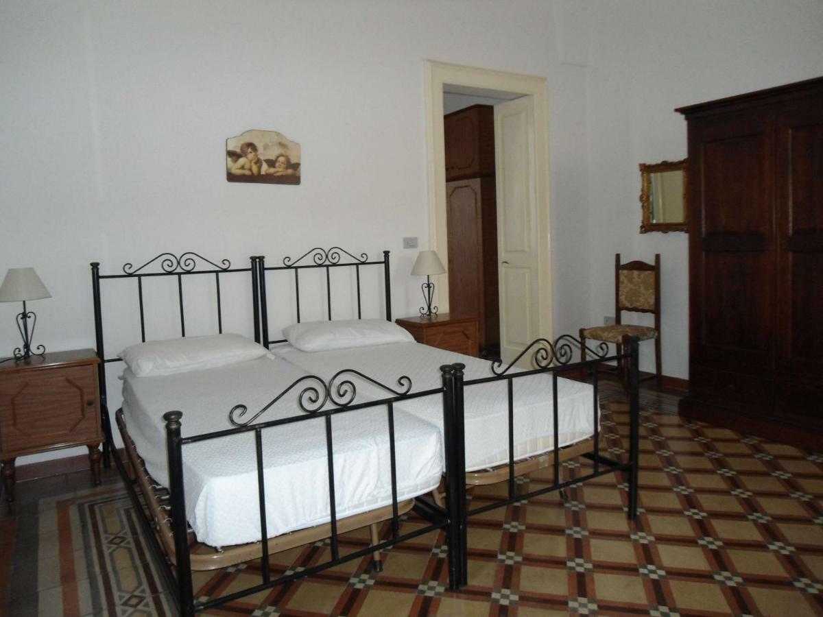 Casa Tipica Di Mirella Villa Santa Maria di Leuca Exterior photo